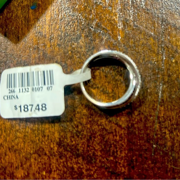 Ruby Ring - Picture 3 of 6